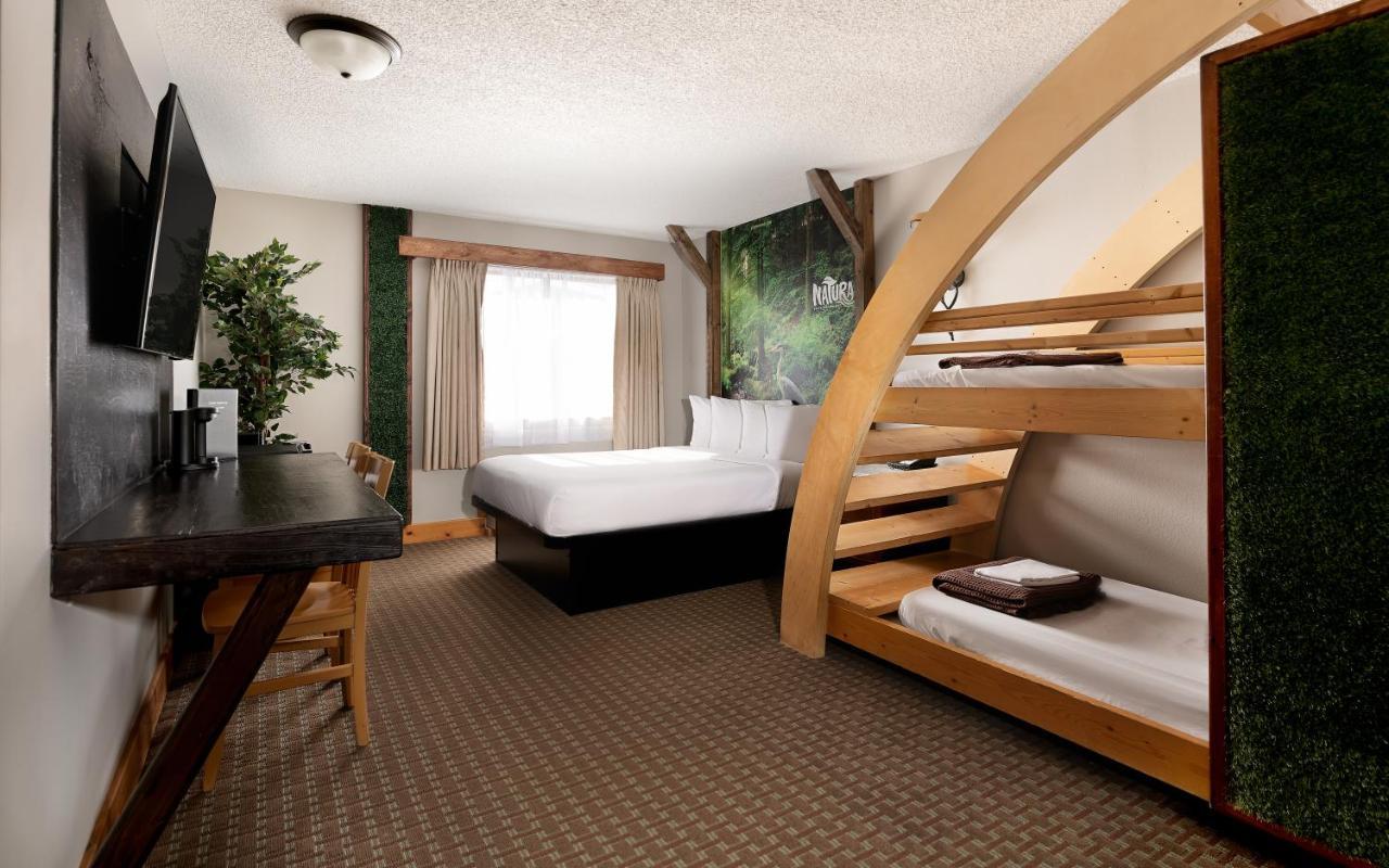 Natura Treescape Resort 위스콘신 델즈 외부 사진