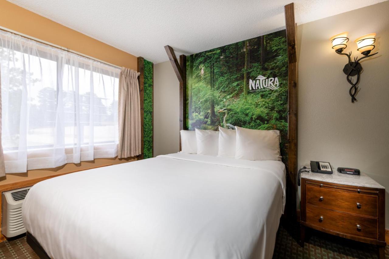 Natura Treescape Resort 위스콘신 델즈 외부 사진