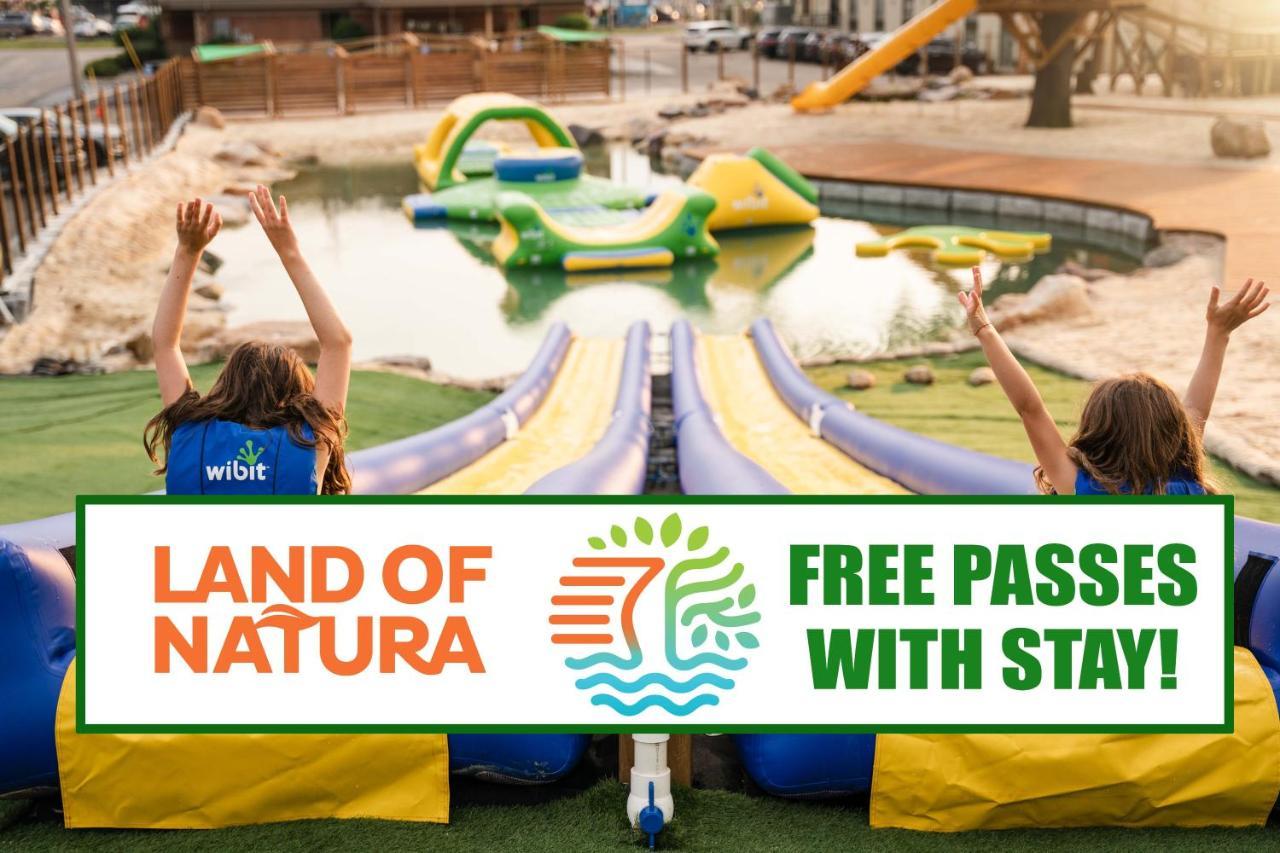 Natura Treescape Resort 위스콘신 델즈 외부 사진