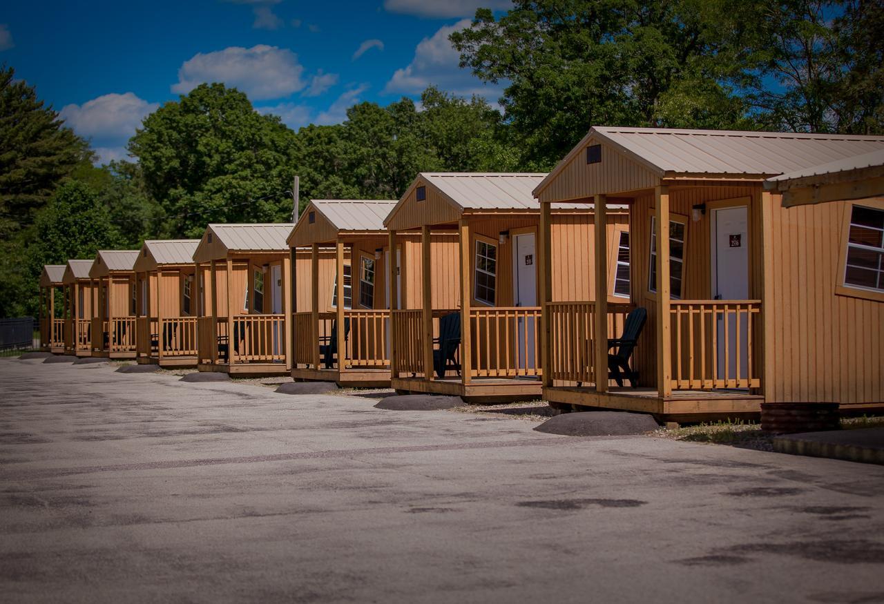 Natura Treescape Resort 위스콘신 델즈 외부 사진